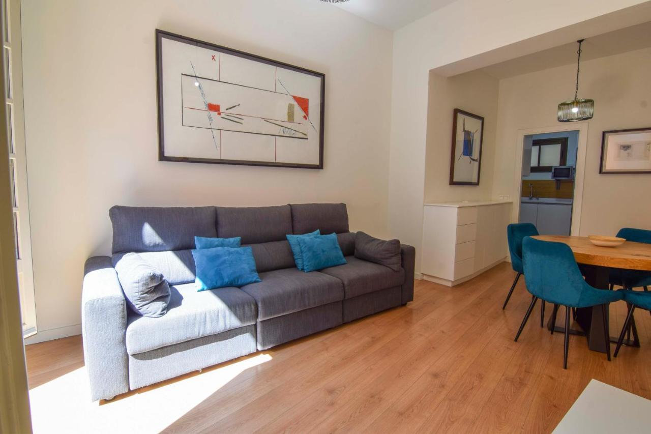 Letmalaga Plaza Del Teatro Premium Apartment Bagian luar foto