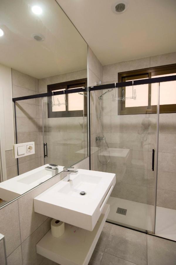 Letmalaga Plaza Del Teatro Premium Apartment Bagian luar foto