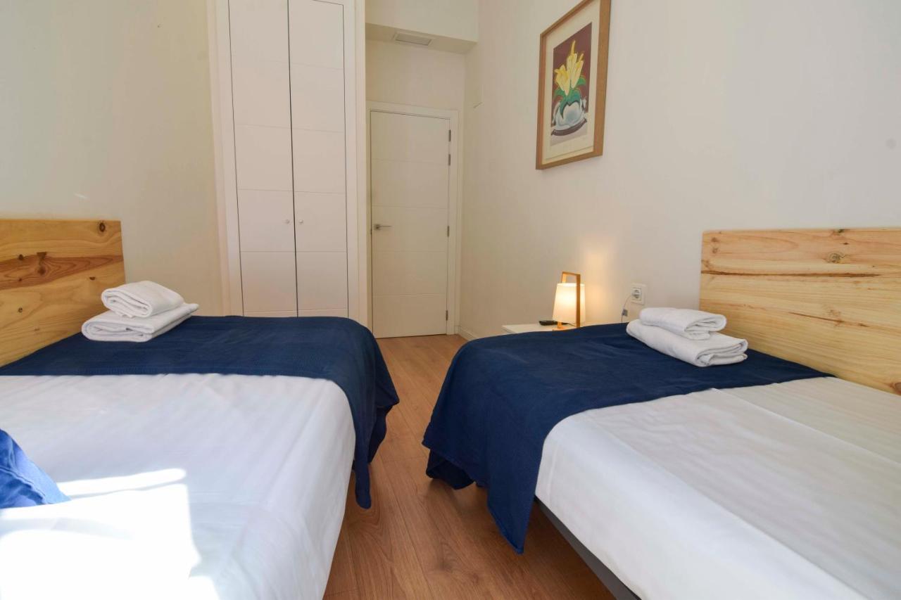 Letmalaga Plaza Del Teatro Premium Apartment Bagian luar foto