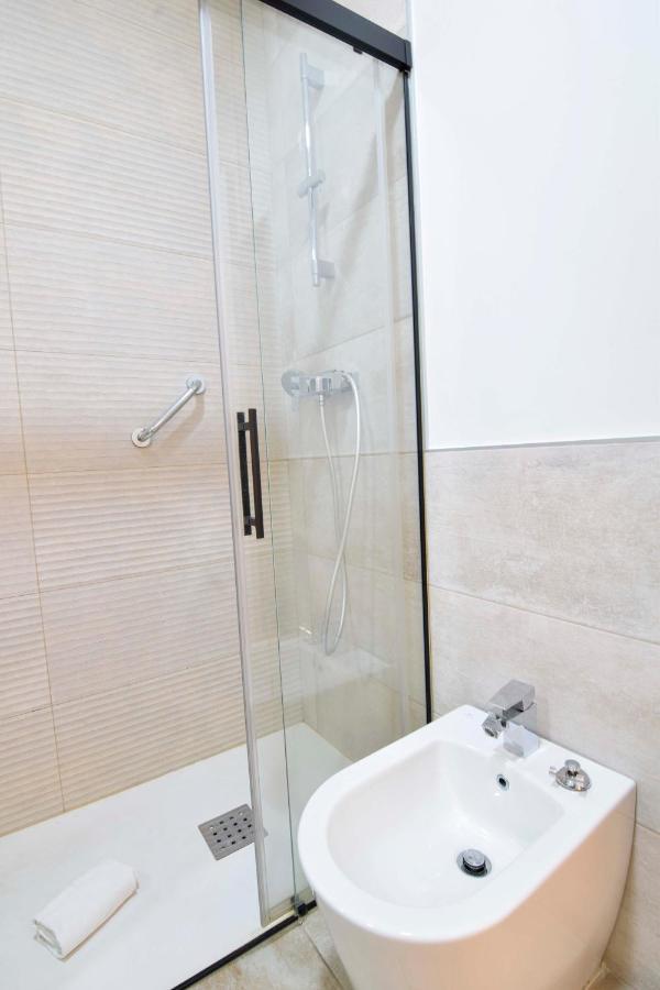 Letmalaga Plaza Del Teatro Premium Apartment Bagian luar foto